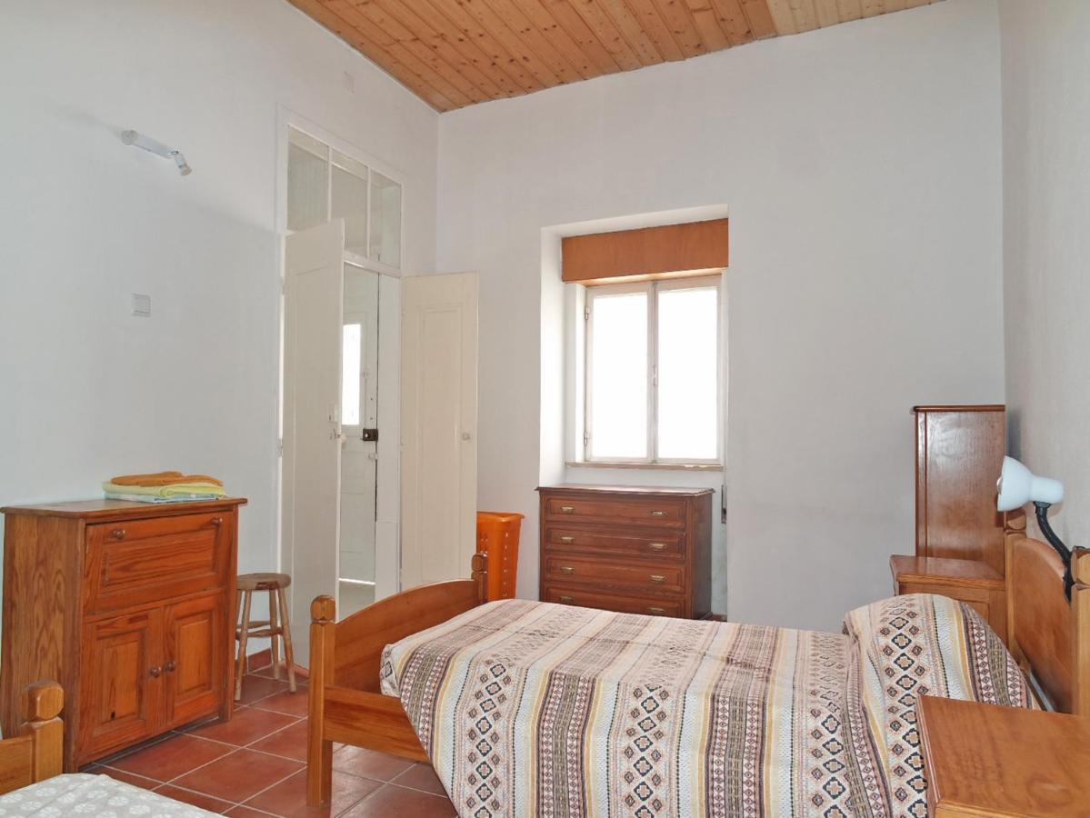 C01 - Blue Door City Apartment Лагос Екстериор снимка